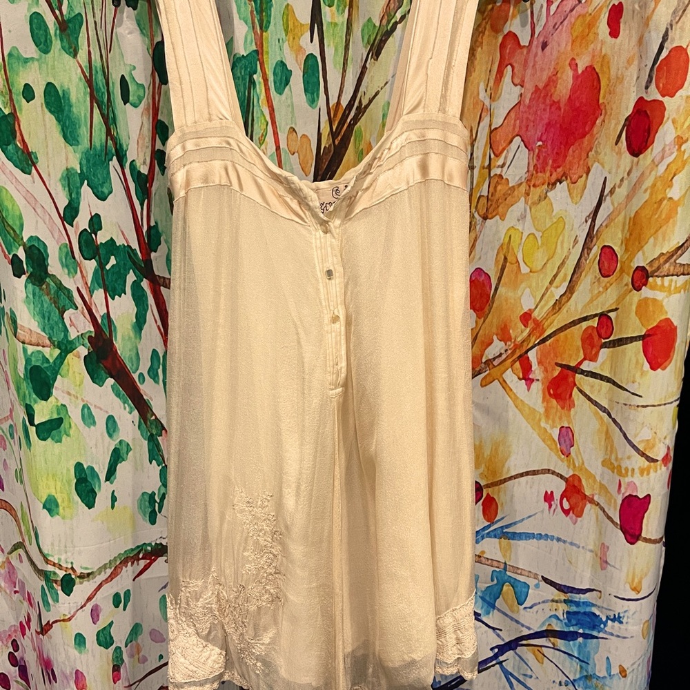 Pete & Greta sz S ethereal top NWT